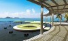 Na tranquila costa norte da ilha da Tailândia fica o hotel W Retreat Koh Samui. Cada chalé tem sua própria piscina com vista para o mar (www.starwoodhotels.com)