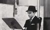 Frank Sinatra em 1956. Fotógrafo: Herman Leonard