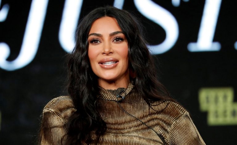 Kim Kardashian Joga A Real Sobre V Deo Porn Que Gravou H Quase