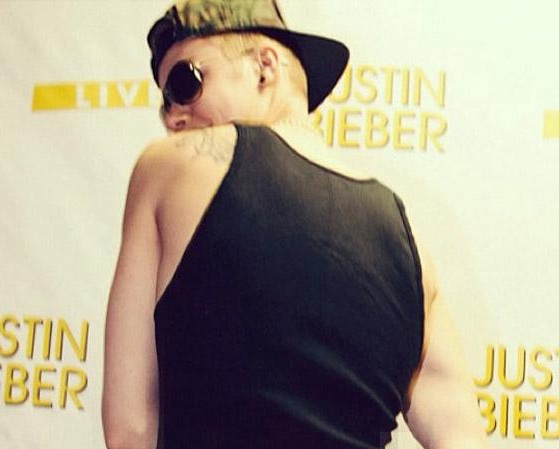 Justin Bieber Posta Foto Polêmica No Instagram E Apaga Em Seguida Glamurama 