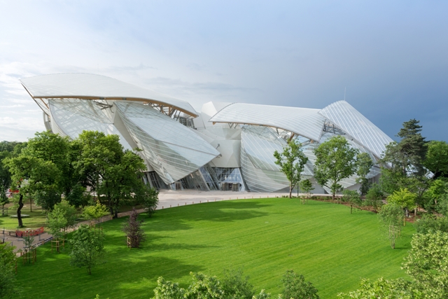 fondation louis vuitton bolsa