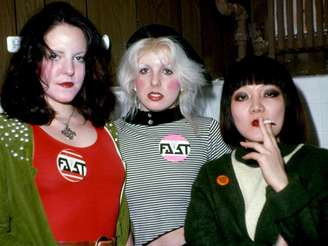 Frequentadoras do clube Mother’s, em Nova York, em setembro de 1975 || Créditos: Divulgação