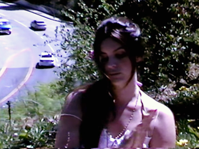 Lana Del Rey em trecho do clipe de "Honeymoon"  ||  Créditos: Reprodução Youtube