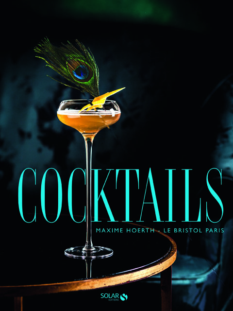 O livro "Cocktails by Maxime Hoerth"