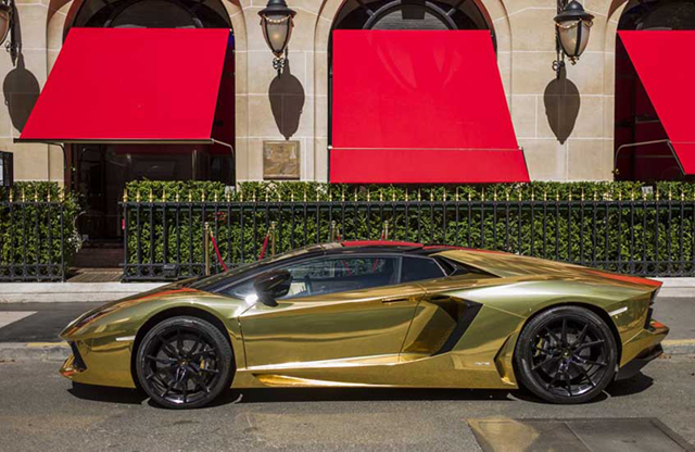 Lamborghini de ouro || Créditos: Divulgação