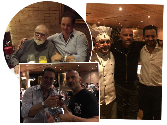Walter Benvenuti, do Antiquarius, ao lado de Jô soares e Eros Ramazzotti que também posou com o chef Romário