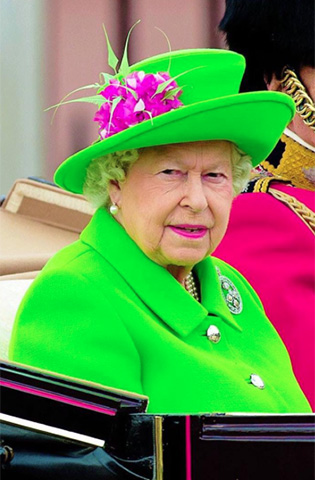 Rainha Elizabeth nesse sábado em Londres, na comemoração oficial pelos seus 90 anos || Créditos: Reprodução Instagram