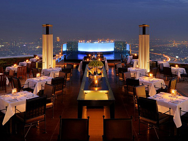O mais alto restaurante do mundo: Sirocco em Bangkok || Créditos: Divulgação