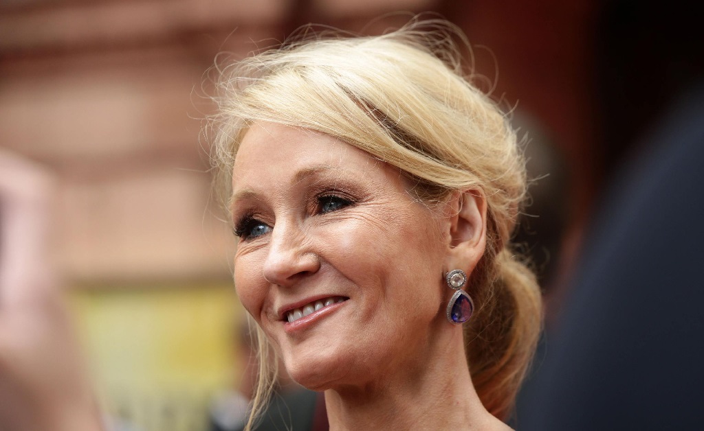 Você conhece as 14 mensagens ocultas pela escritora J. K. Rowling