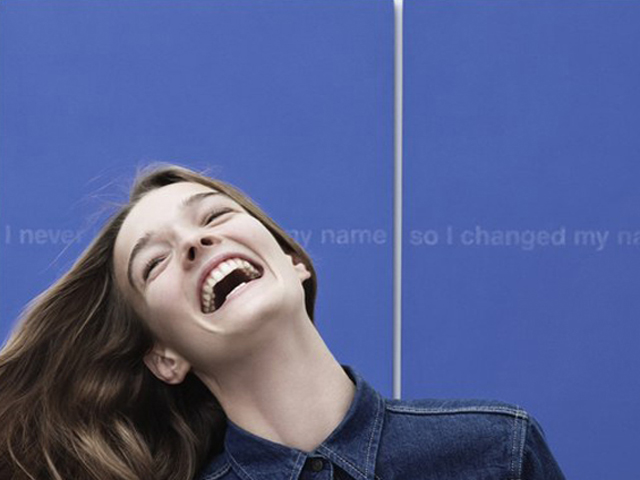 Uma das fotos da campanha de verão 2017 da nova Calvin Klein