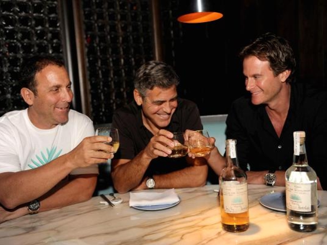Clooney com os sócios, Mike Meldman e Rande Gerber