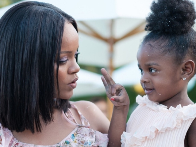 Rihanna com a sobrinha, Majesty