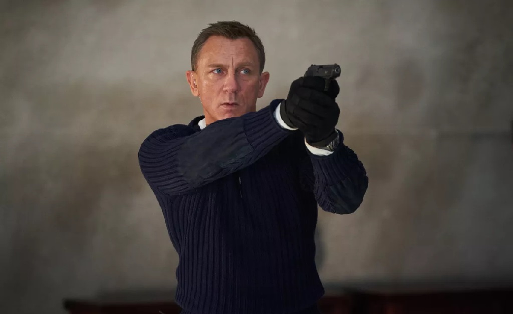 Daniel Craig em cena de "Sem Tempo Para Morrer"