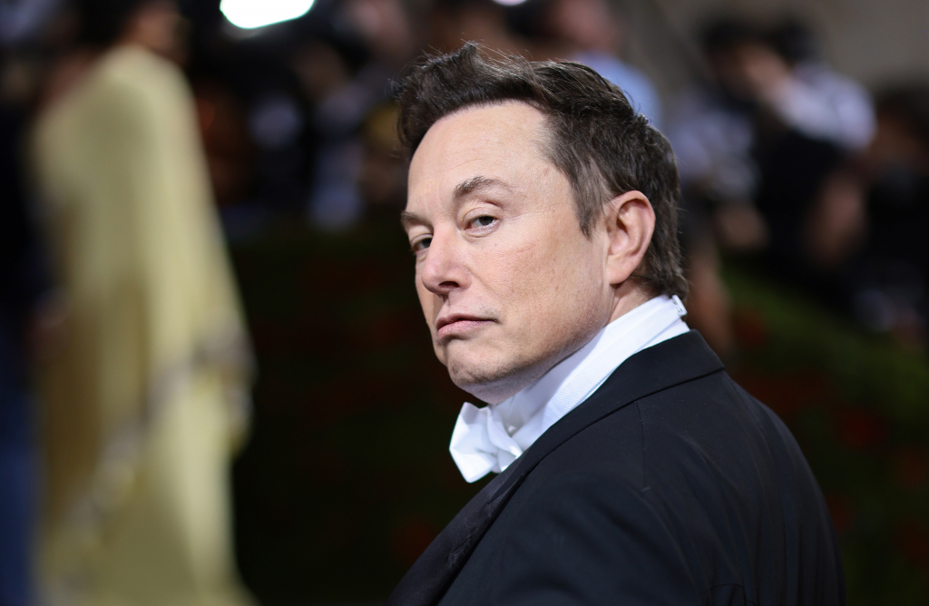 Elon Musk’s biographer details the “devil” side of the centibillionaire
