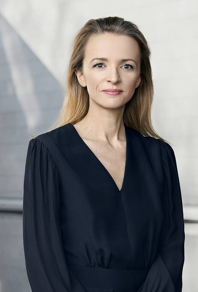 Quem é Delphine Arnault, a nova CEO da Dior e filha do homem mais